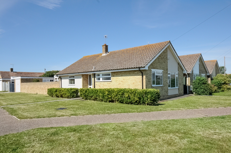 Property for Sale, Bracklesham Bay 1 Grayswood Avenue Baileys Estate